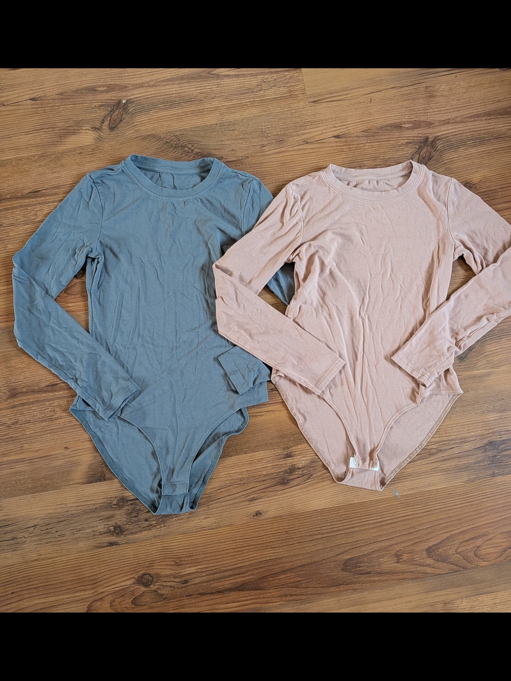 Set Of 2 Basic Long Sleeve Bodysuits
